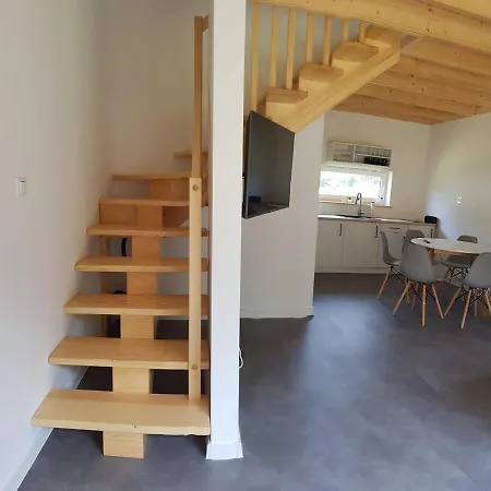 Nella Foresta * 오스트로보