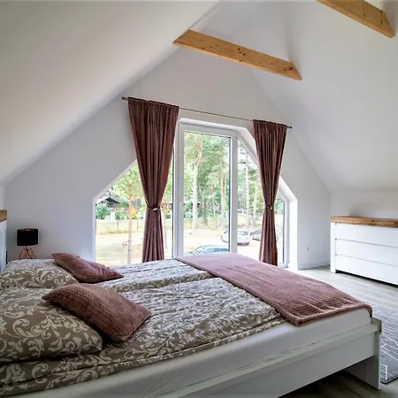 Nella Foresta * 오스트로보